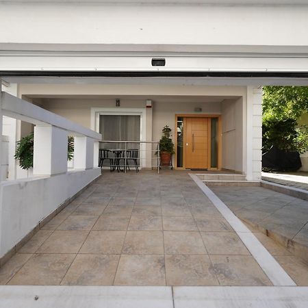 Garden Apartment Next To The Mall -Private Parking Athens Exterior photo